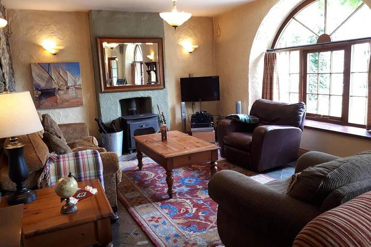 Cottage for 7 people, with Terrace and Garden in Killarney