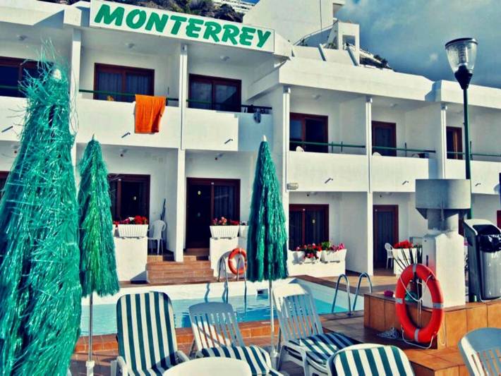 Apartahotel para 4 personas, con vistas además de terraza y piscina en Puerto Rico (Gran Canaria)