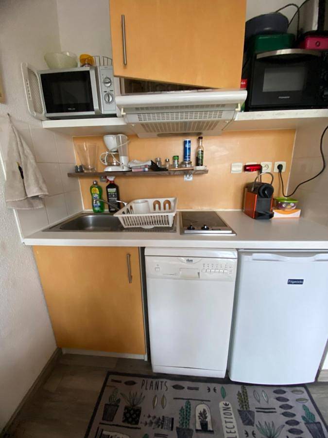 Parc de vacances pour 4 personnes, avec vue et sauna ainsi que jardin et piscine à Cassen - 4