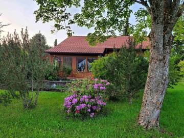 Ferienpark für 7 Personen, mit Pool und Garten sowie Terrasse, kinderfreundlich in Nesselwang