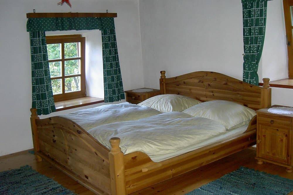 Almhütte, Alleinlage, Familienurlaub, Party Lagerfeuer, Angel Ausblick ins Tal in Glödnitz, Mittelkärnten