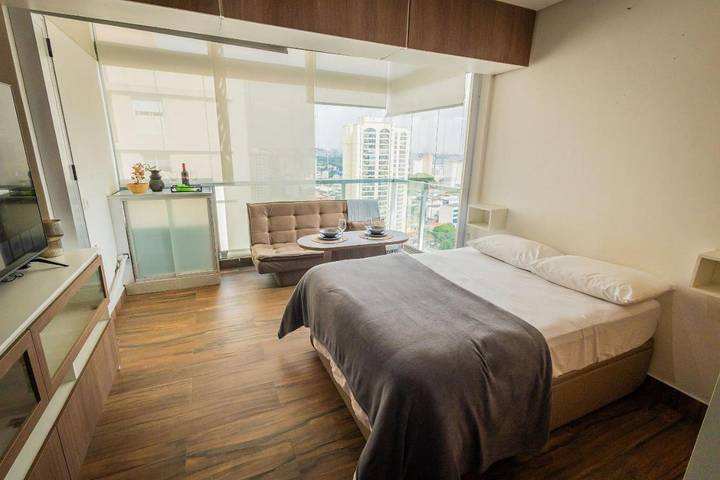 Casas e apartamentos de temporada para 4 pessoas, com terraço e piscina e ainda jardim, com animais de estimação em Guarulhos