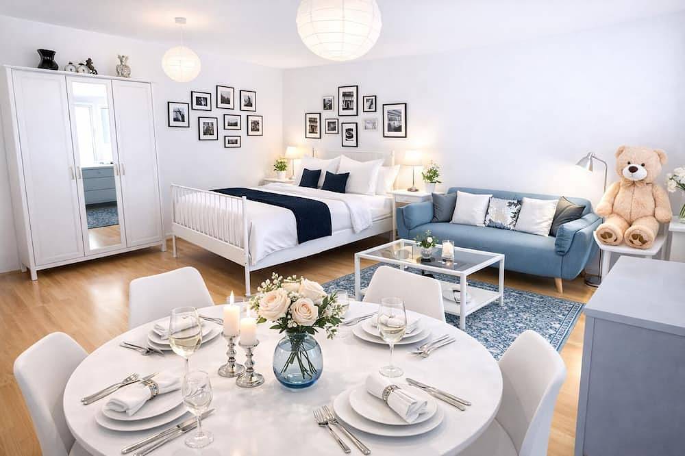 Entire apartment, 𝓑est Central Huge 𝓛uxury Apartment Alexanderplatz in Mitte Berlin, Berlin