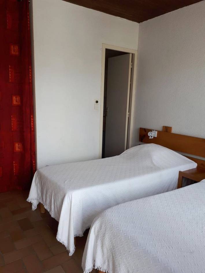 Parc de vacances pour 2 personnes, avec piscine et terrasse dans les Landes - 4