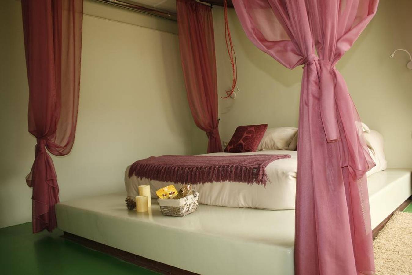 Estudio entero, Estudio encantador en Argamasilla de Alba / 90 m² / Piscina compartida in Argamasilla de Alba, Provincia de Ciudad Real