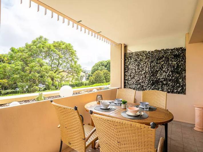 Gîte pour 4 personnes, avec piscine et terrasse à Antibes - 4