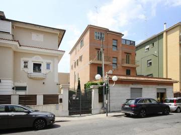 Ferienwohnung für 6 Personen, mit Balkon in Latium