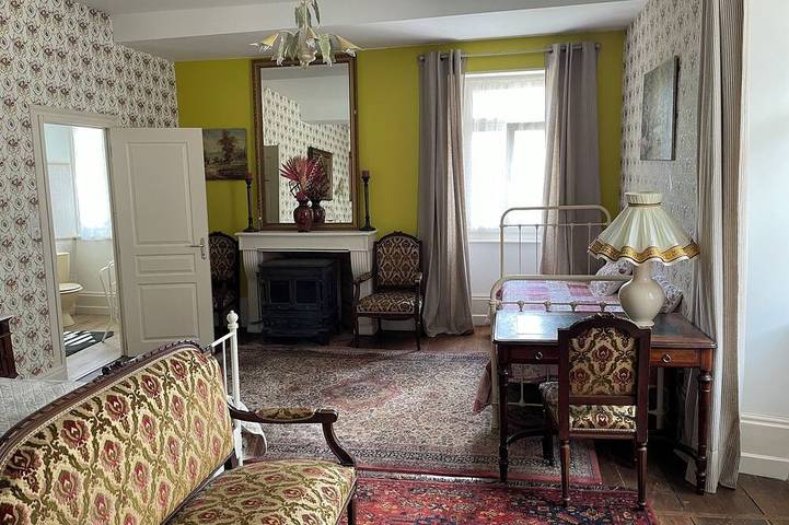 Location de vacances pour 9 personnes, avec piscine à Masseret