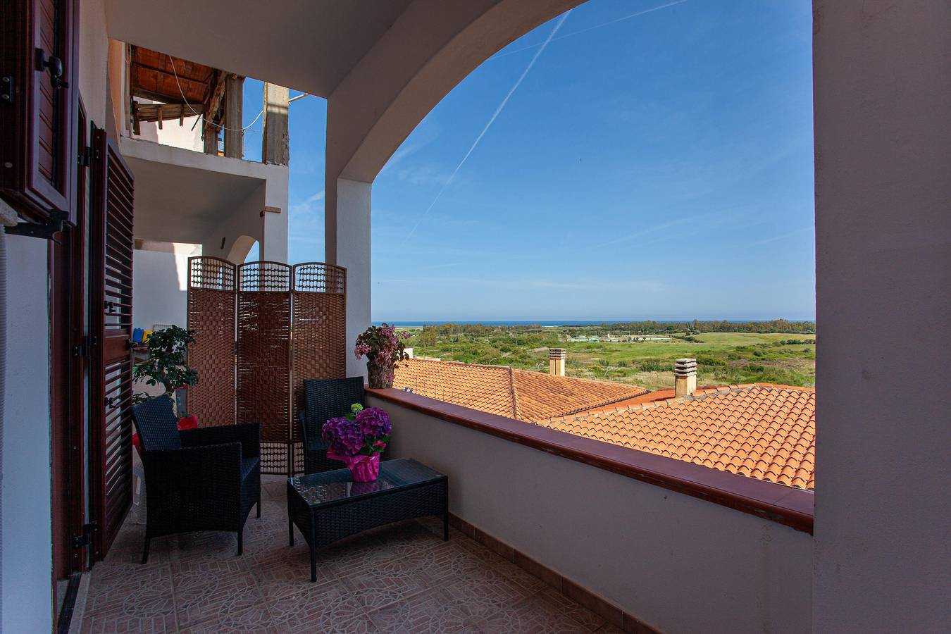 Appartamento intero, Appartamento di vacanza "Suite Maya" con vista mare e Wi-Fi in Flumini, Posada