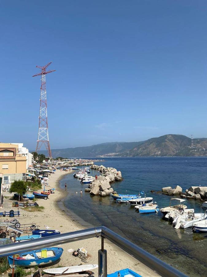 Gîte pour 3 personnes, avec vue et balcon à Torre Faro - 3