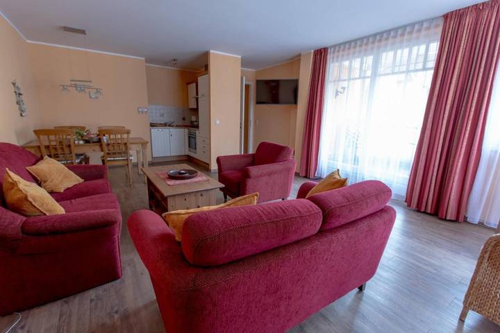 Ferienwohnung für 7 Personen, mit Garten in Kühlungsborn - 4