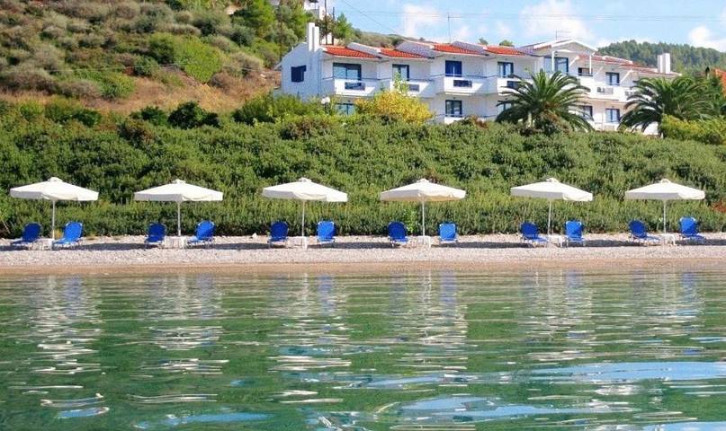 Hôtel pour 3 personnes, avec Balcon et Terrasse ainsi que Jardin et Vue
