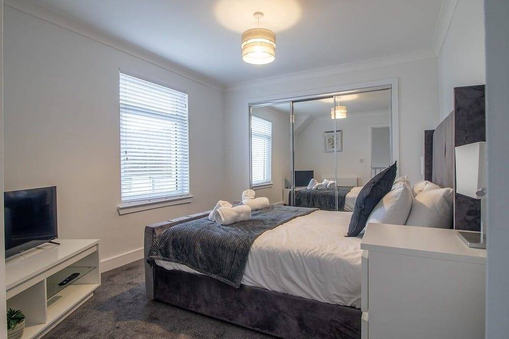 Spacious 3-Bed Home in Airdrie in Nord Lanarkshire