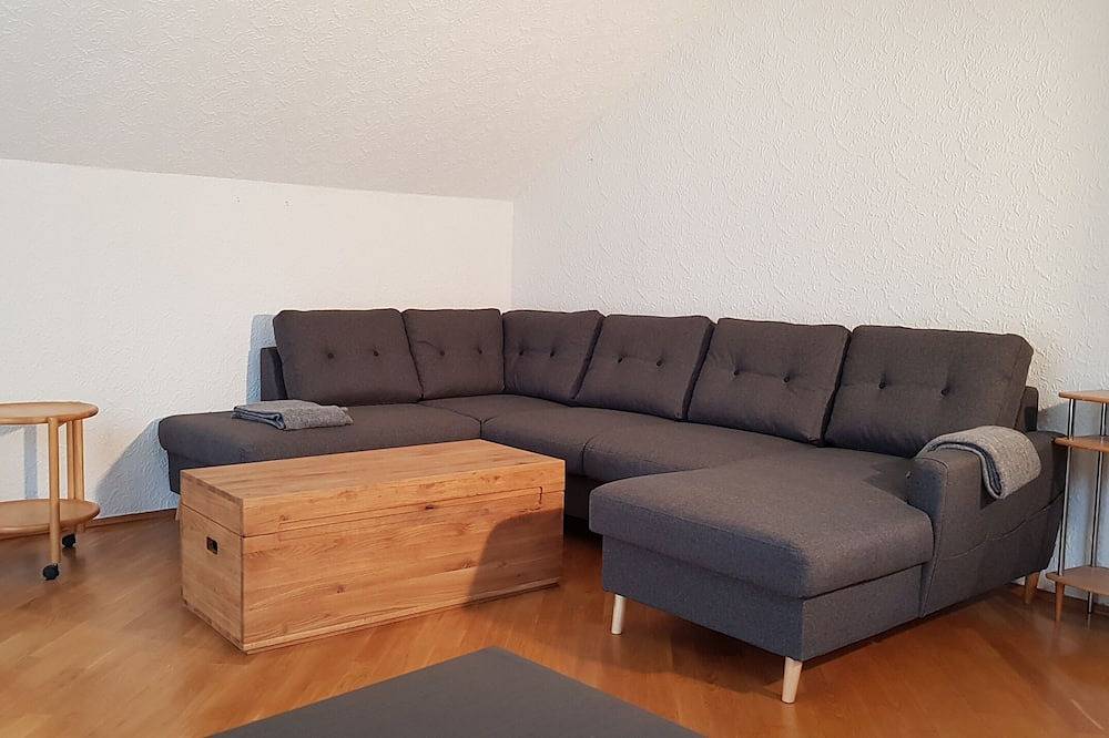 Ganze Wohnung, Gemütliche Ferienwohnung (75qm) mit Garten in Nidda, Wetterau