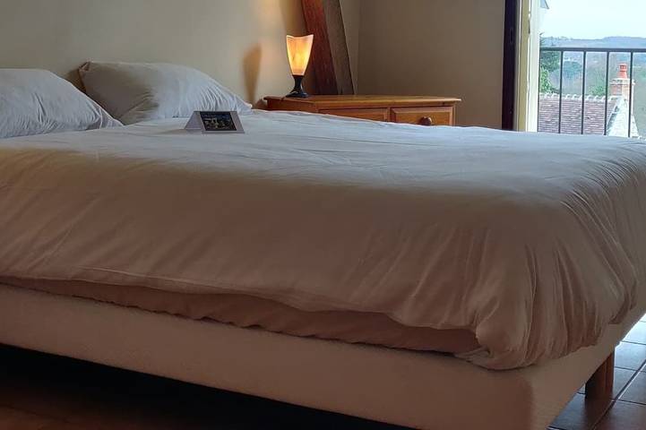 Location de vacances pour 3 personnes, avec balcon et jardin à Bourré - 3