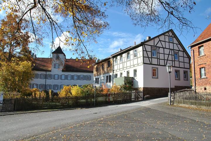 Ferienhaus für 6 Personen, mit Balkon und Garten