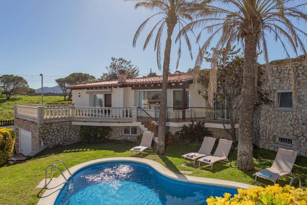 Villa in el Port de la Selva, Oberampurien
