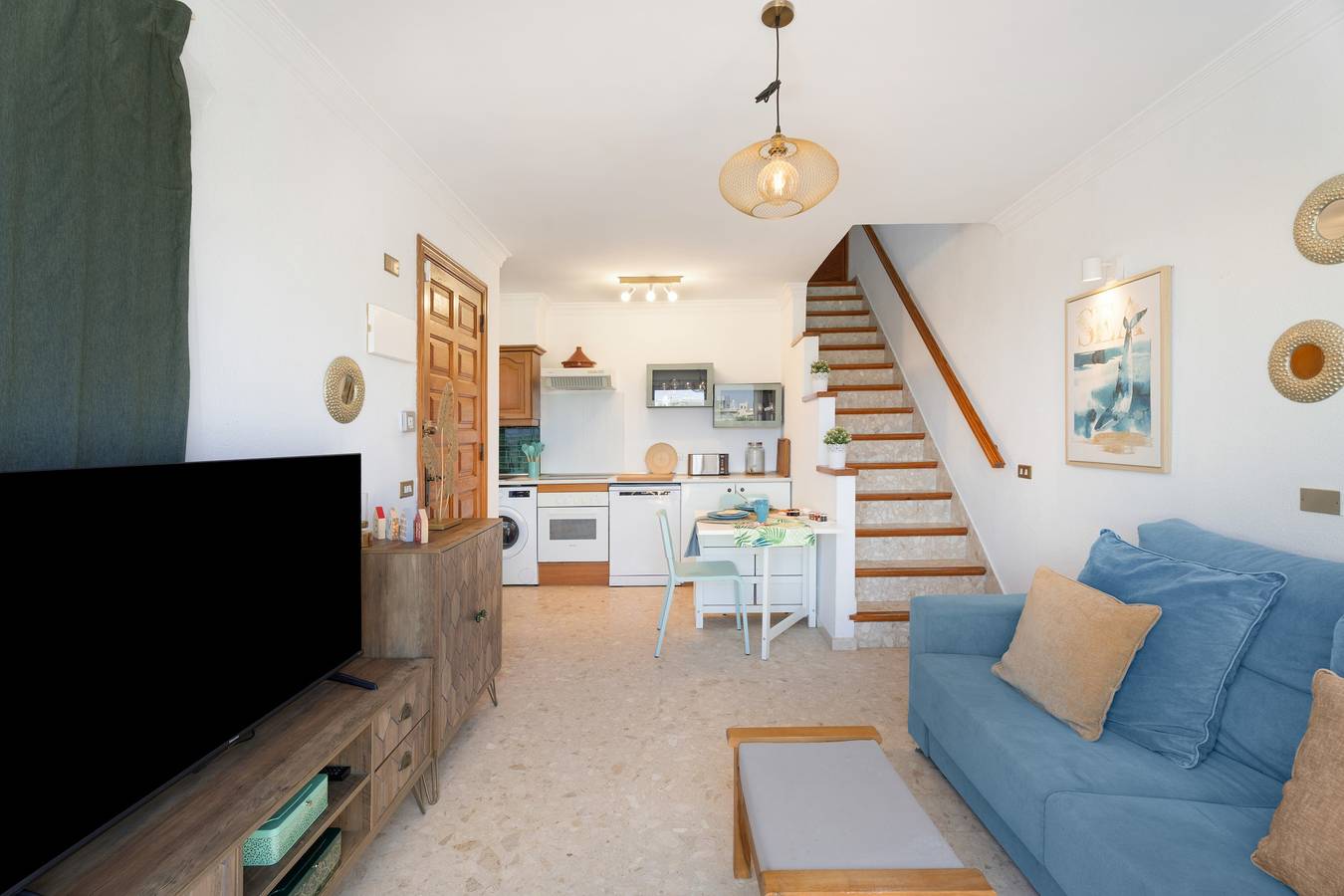 Ganze Wohnung, Urlaub 'Atlantic Color Views' mit Meerblick, Gemeinschaftspool und Wi-Fi in Las Adelfas, Amarilla Golf