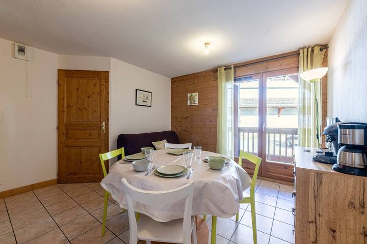 Appartement entier, Appartement "Ty Aravis" avec vue sur montagne et balcon in La Giettaz, Région d'Albertville