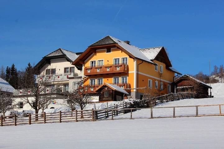 Ferienwohnung für 7 Personen, mit Pool und Ausblick sowie Garten - 1
