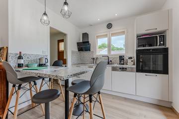 Maison De Vacances pour 5 Personnes dans Grayan-et-l'Hôpital, Région de Lesparre-Médoc, Photo 2