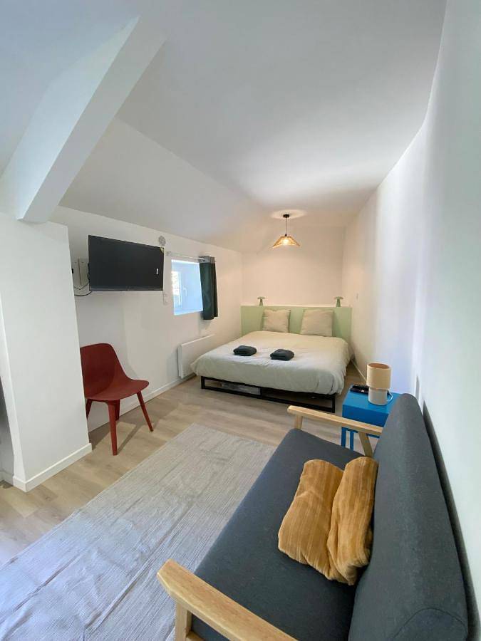 Location de vacances pour 2 personnes, avec jardin à Montbard