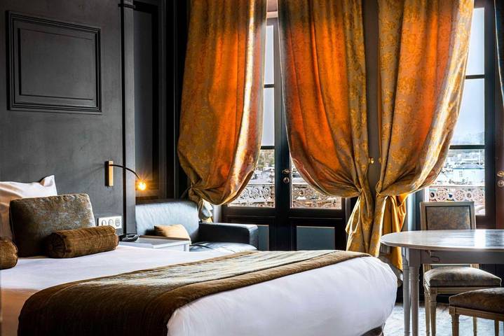 Hôtel pour 4 personnes - 1