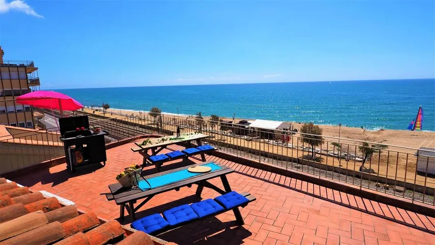 Apartamento de vacaciones para 11 personas, con balcón y vistas - 1