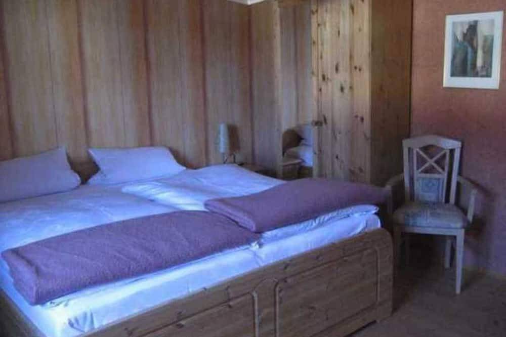 Ganze Wohnung, Zimmer 1 - Haus am Wald in Lichtenfels, Waldecker Land