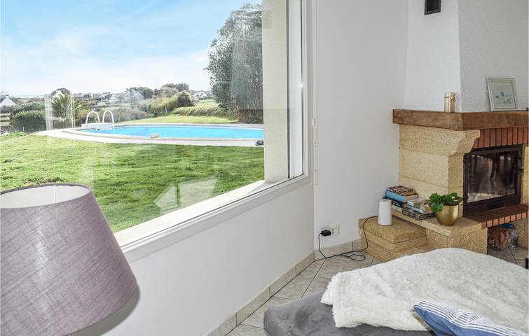 Location de vacances pour 6 personnes, avec terrasse ainsi que jardin et piscine dans L Armor - 4