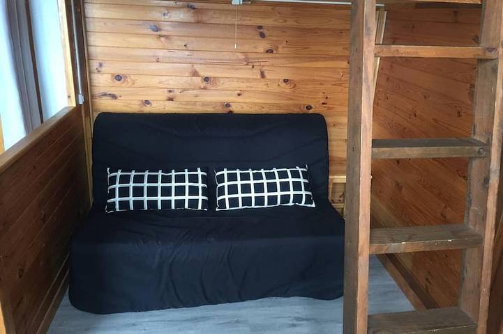 Appartement entier, Studio pour 4 personnes avec ascenseur, parking gratuit et accès direct aux pistes in La Pierre Saint-Martin, Arette