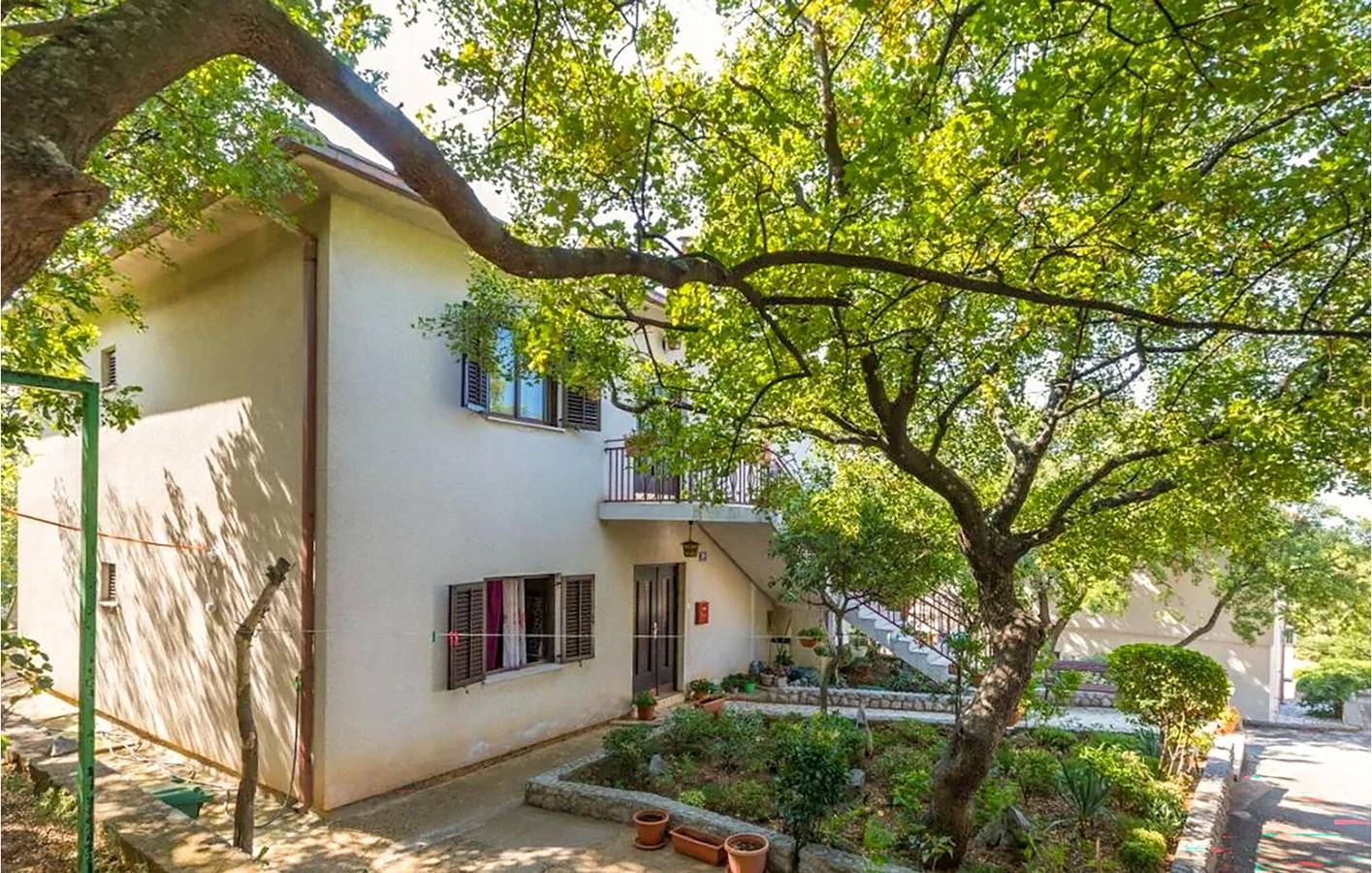 Ganze Ferienwohnung, Gemütliche Ferienwohnung mit Meerblick, Terrasse und Parkplatz in Klenovica in Klenovica, Primorje-Gorski Kotar