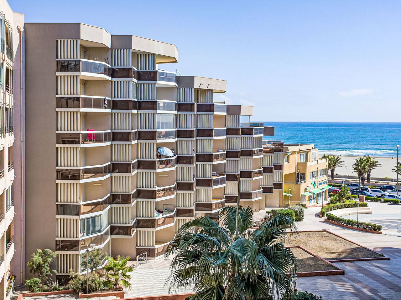 Entire apartment, Les Balcons de la Plage in Canet-en-Roussillon, Côte d'Améthyste