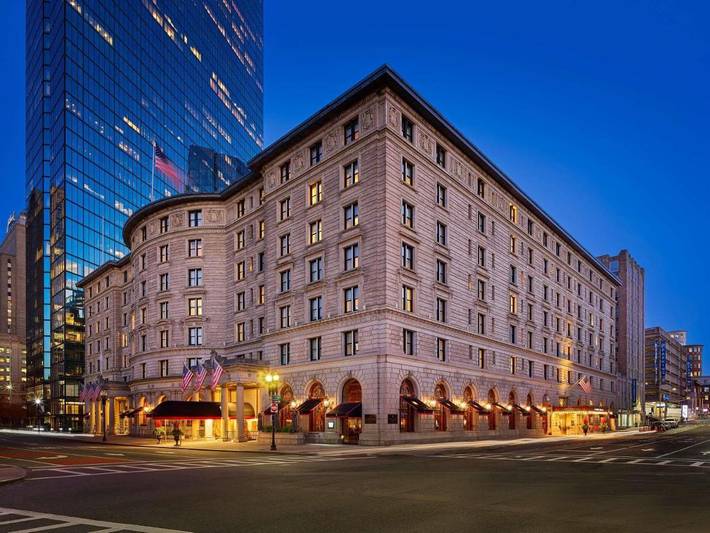 Hôtel pour 5 personnes, avec vue, animaux acceptés à Boston