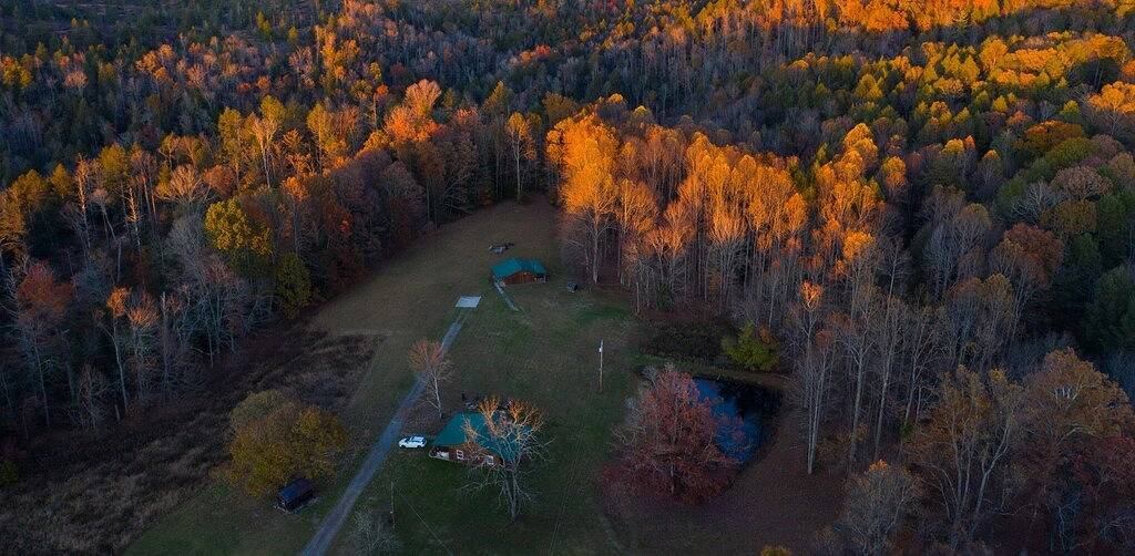 Fern Creek Cabins @ New River Gorge Wildwasser-Wandern Whirlpool neu renoviert in West Virginia
