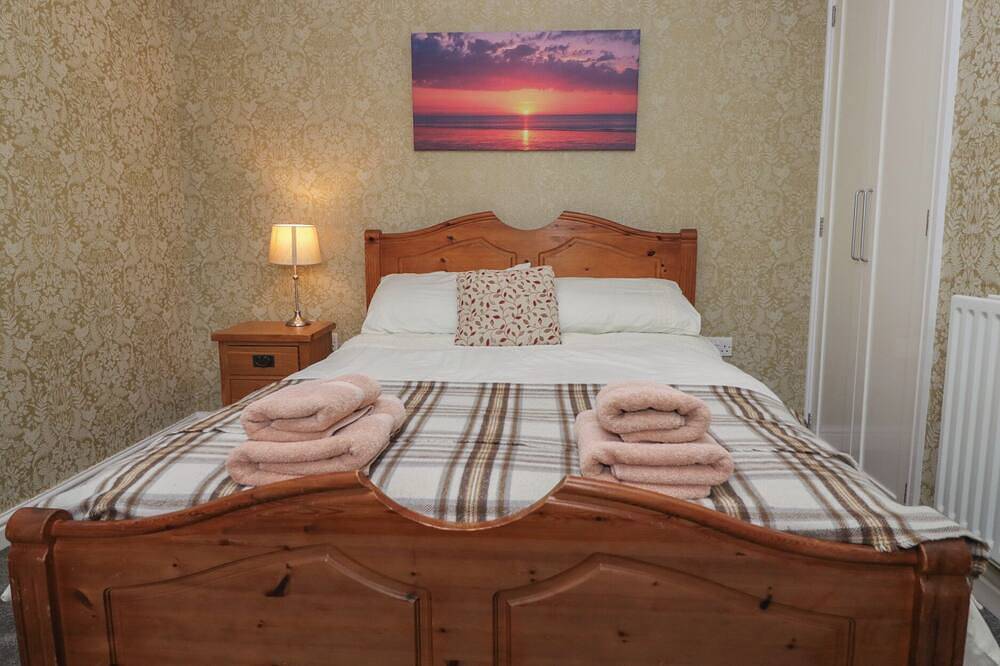 Gorse Bank, family friendly, with open fire in Broughton-In-Furness in Broughton in Furness, Lake District
