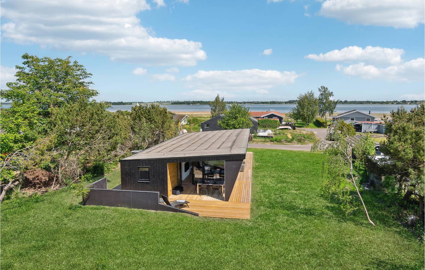 Vacation house for 6 people with yard in Skibby, Frederikssund Region