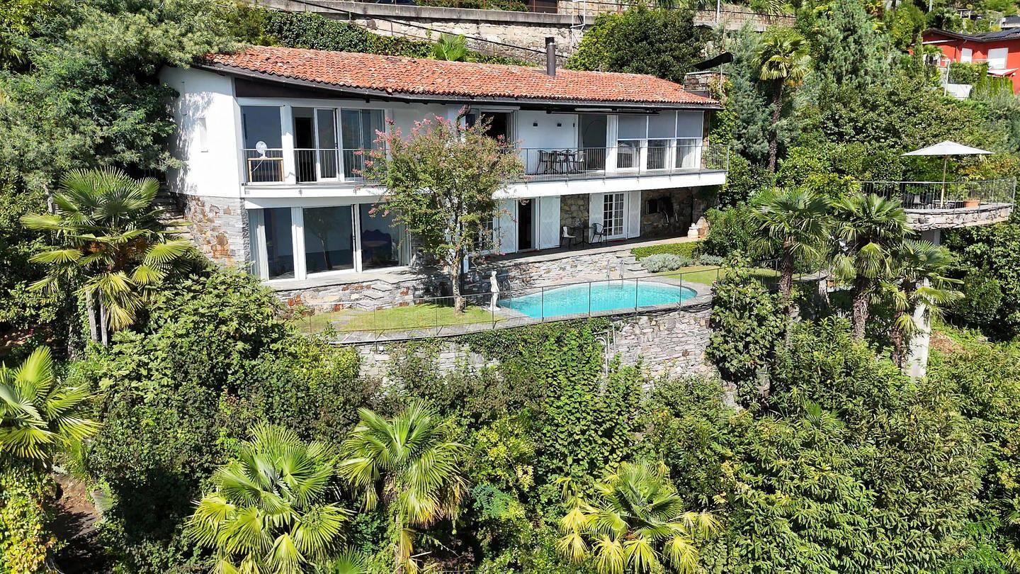 Exklusive Villa mit aussergewöhnlichem Seeblick, privatem Pool und Sauna in Ronco sopra Ascona, Tessiner Alpen