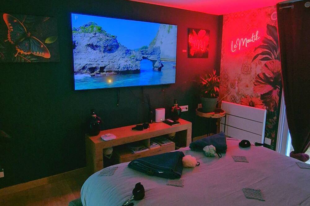 Ganze Wohnung, Studio moutik room Spa and sauna near the beach in Lampaul-Plouarzel, Brest und Umgebung