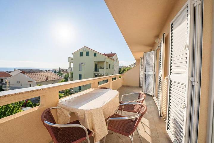 Holiday rental for 4 people, with balcony/terrace and pool in Novalja