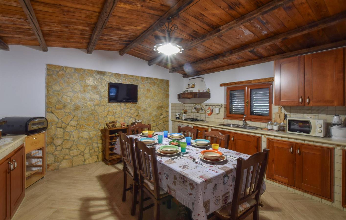 Seaside 150m² Apartment with Pool and Garden in Motta San Giovanni in Motta San Giovanni, Reggio Calabria Province