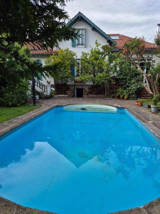 Apartamento de vacaciones para 5 personas, con piscina y jardín, Se admiten mascotas - 1