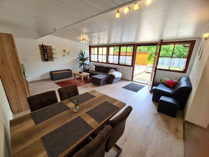 Entire apartment, Apartment 'Hegauliebe' with Private Terrace and Wi-Fi in Tengen, Hegau