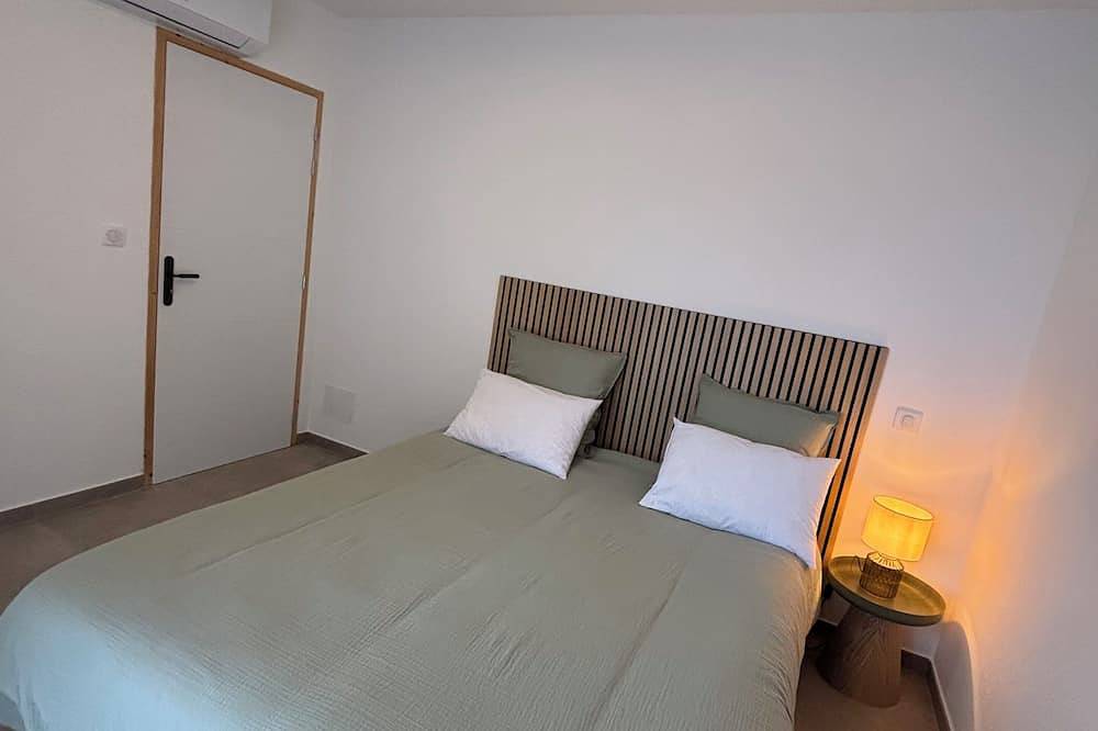 Appartement entier, Appartement rez de jardin entre mer et montagne in Arbellara, Arrondissement de Sartène