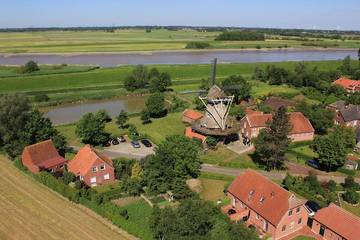 Ferienhaus für 4 Personen, mit Garten und Terrasse in Westoverledingen