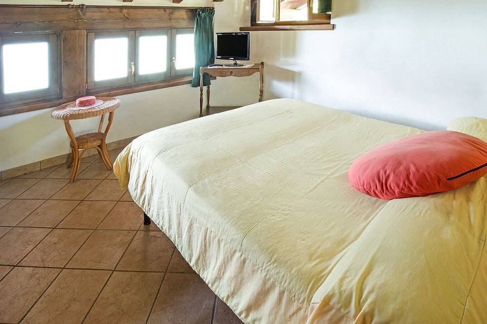 Cottage a Parole vicino a bosco e lago in Idro, Prealpi Gardesane