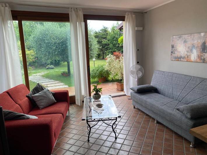 B&b per 3 persone, con Terrazza e Giardino nonché Panorama a Pescantina