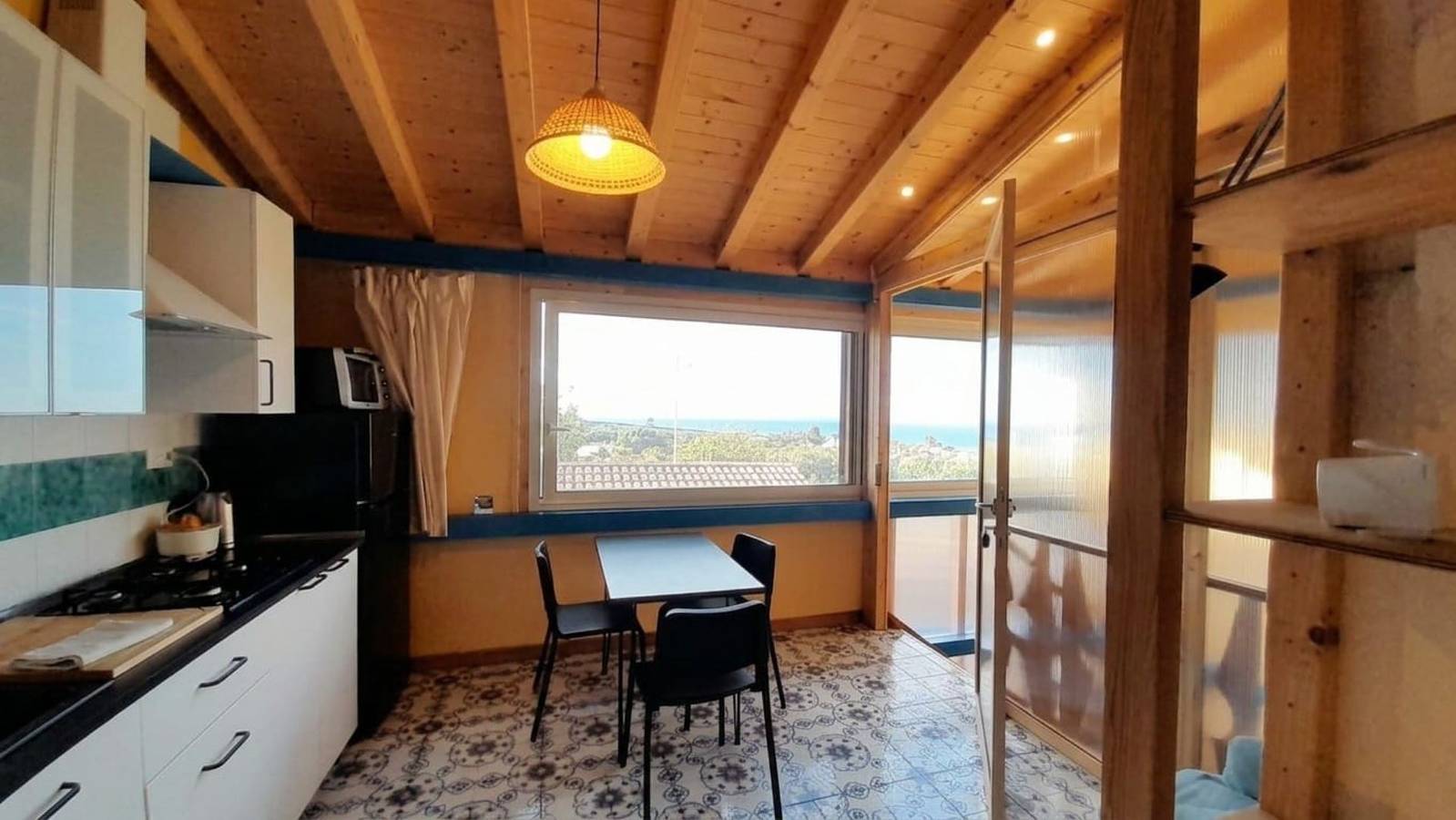 Appartamento intero, Casa Lucrezia - Casa Lucrezia - Immersa nel verde in Milazzo, Provincia di Messina