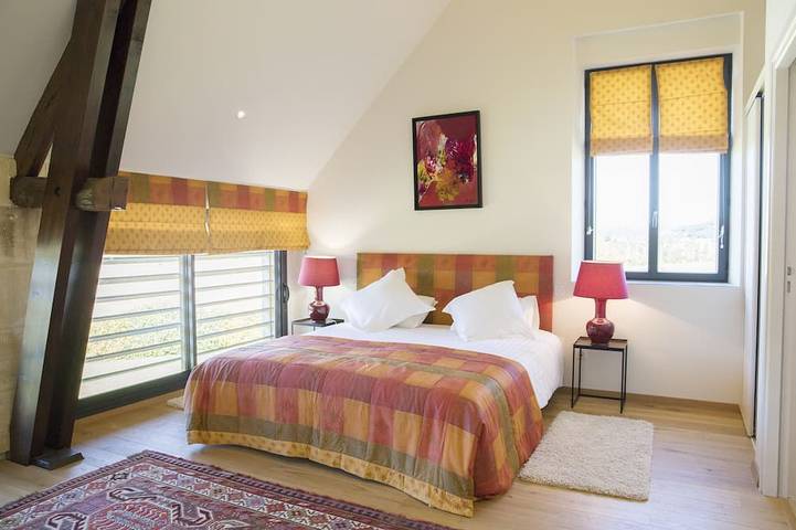 Location de vacances pour 12 personnes, avec jardin à Vézac - 4