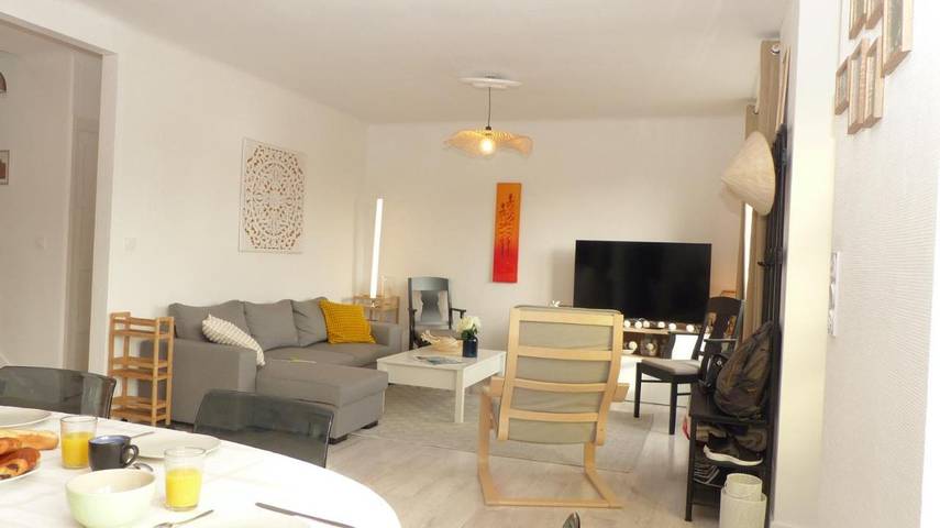 Location de vacances pour 8 personnes, avec jardin à Bono - 3